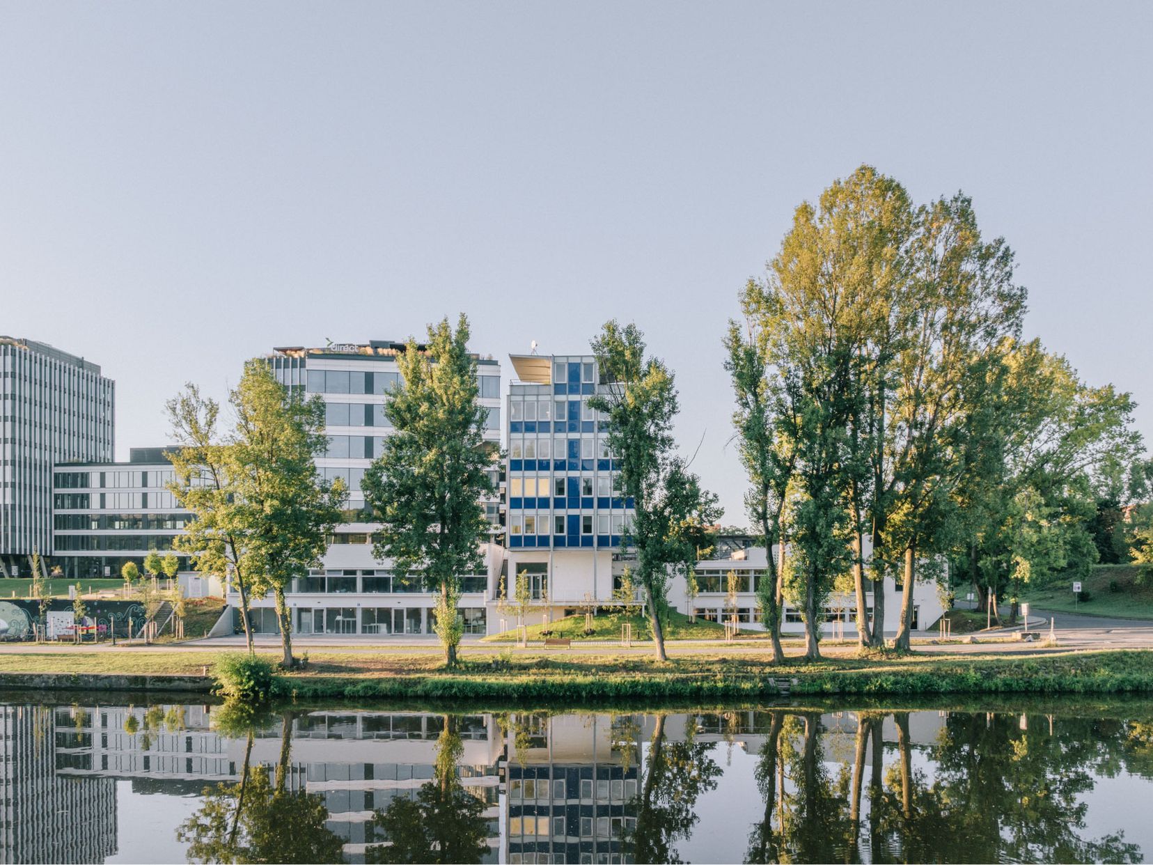 Panelárna