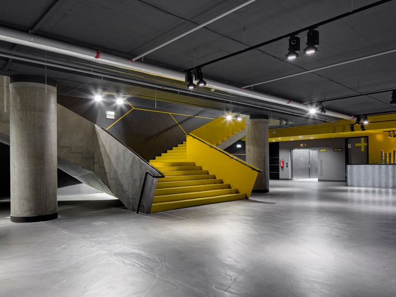 Interiér multifunkční haly Forum Karlín